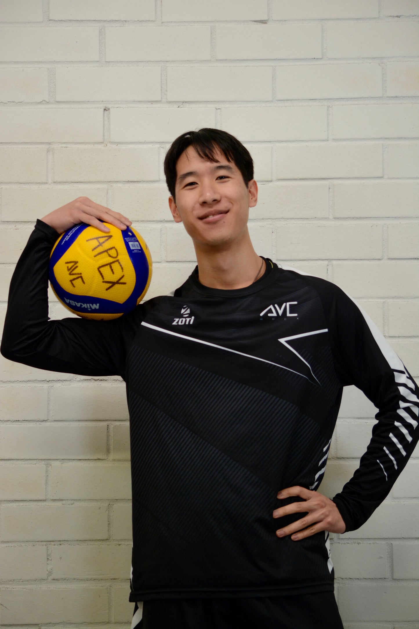 Long Sleeve Training Top (BLACK)