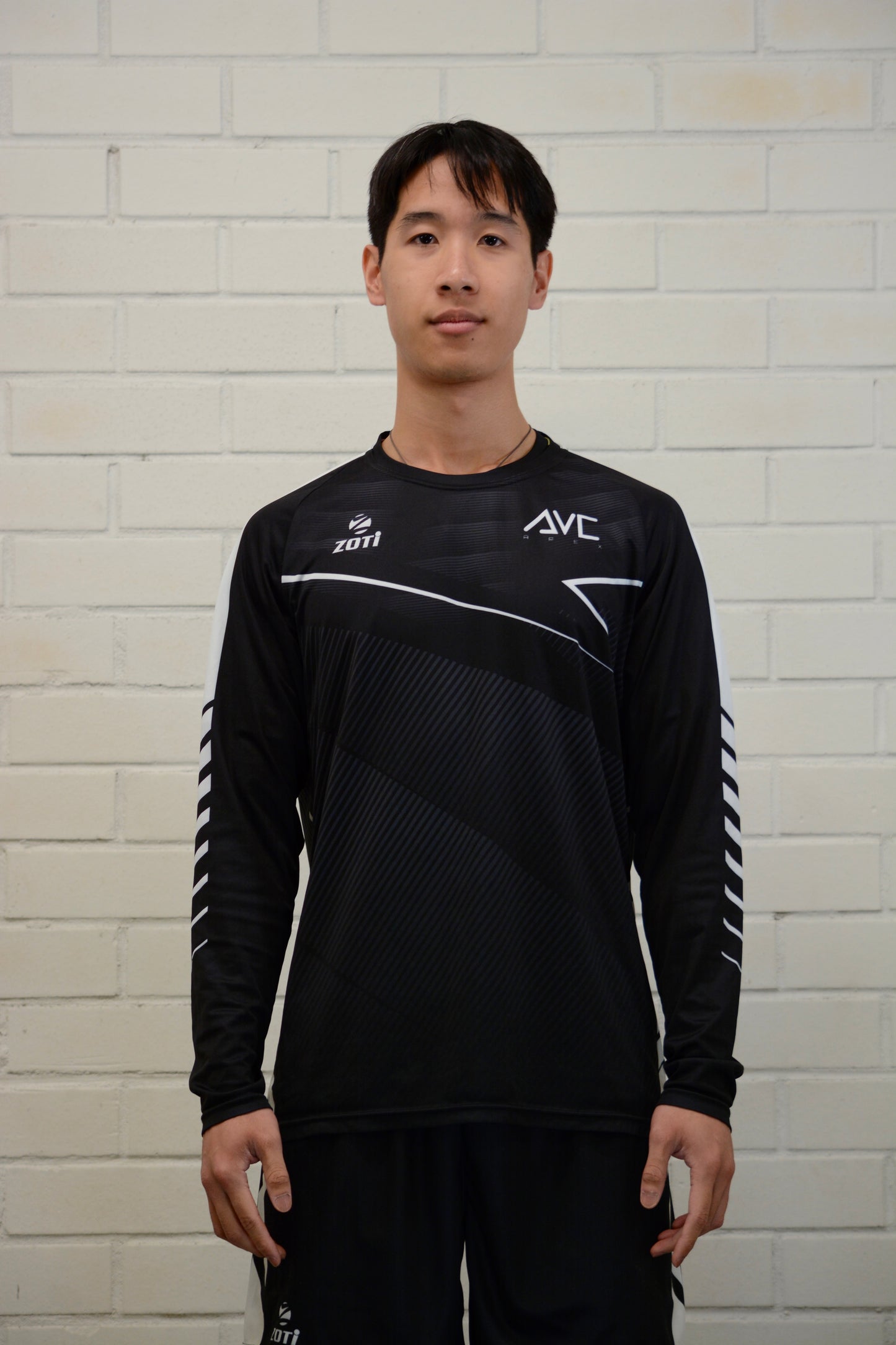 Long Sleeve Training Top (BLACK)